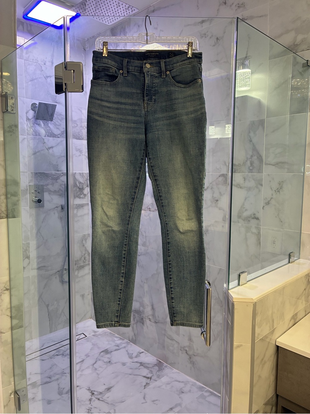 Lucky Brand Women's Faded Dark Blue Skinny Jeans